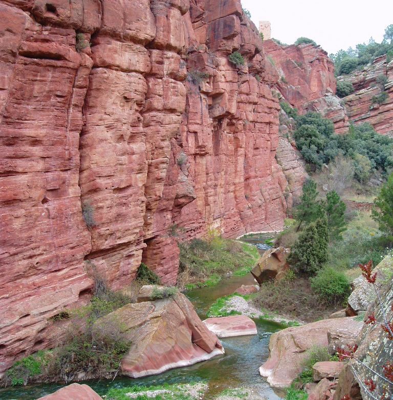 Foto SEMANA SANTA DEL 9 AL 13 DE ABRIL DESFILADEROS PARQUE DEL RÍO MARTÍN (TERUEL)